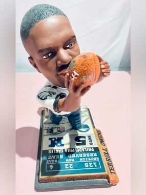 🏈Terrell Owens , Philadelphia Eagles Bobblehead , Legends Of The Field LE